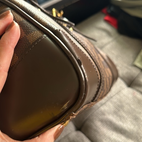 Louis Vuitton Berkeley Damier - Picture 9 of 16